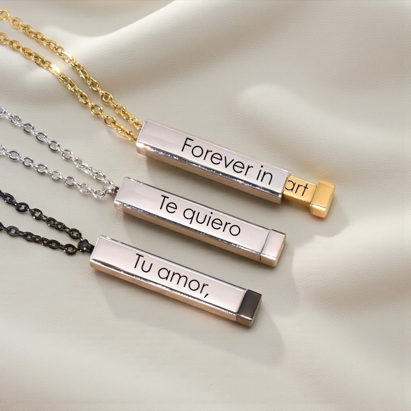 Collar de cilindro con mensaje secreto