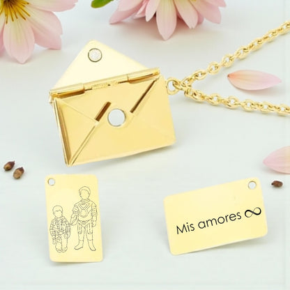 Collar de sobre con carta personalizada.